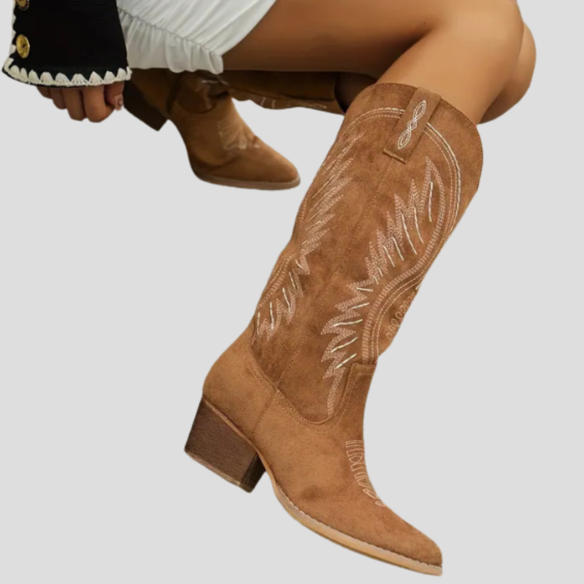 Women's Western-style embroidered pointed-toe boots with block heel