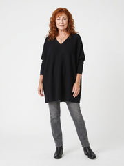 MÁIRE | ELEGANT SOFT KNIT V-NECK SWEATER